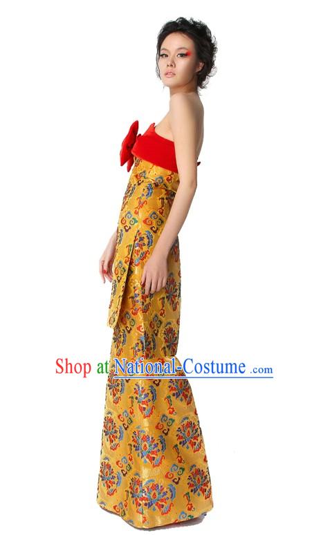 Chinese Classical Golden Long Tail Wedding Evening Dress