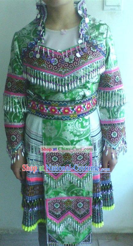 Traditional Chinese Miao Ethnic Clothing for Women