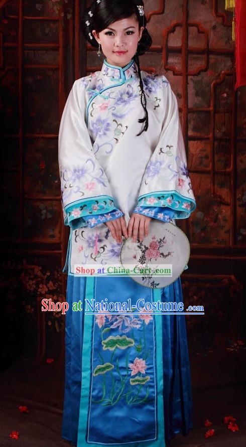 Ancient Chinese Qing Dynasty Embroidered Clothes for Beauty