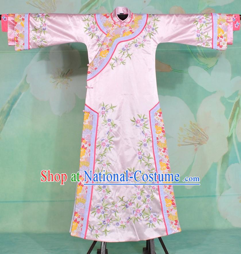 Qing Dynasty Pink Embroidered Princess Clothes for Women