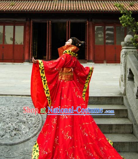 Ancient Chinese Tang Dynasty High Collar Wedding Dress with Long Tail