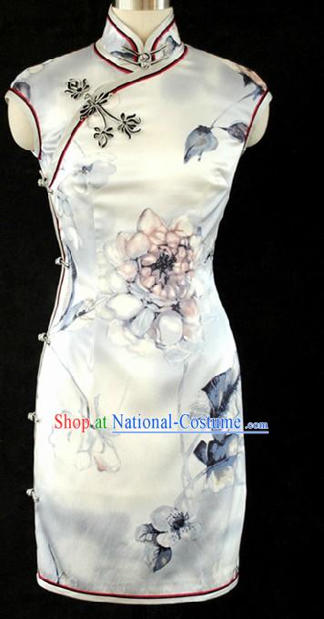 Chinese Classic Short Flower Silk Cheongsam for Women