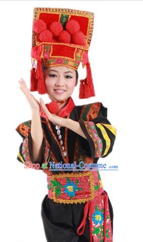 Traditional Chinese Yi Nationality Costumes and Hat for Women