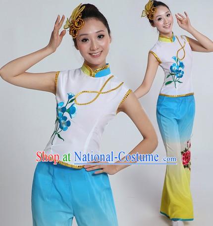 Traditional Chinese Dance Costume and Headpiece for Women