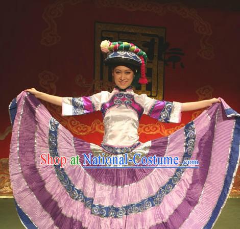 Traditional Chinese Torch Festival Yi Minority Clothing and Hat for Women