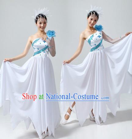 Chinese Stage Performance Choir Costumes and Headwear for Women