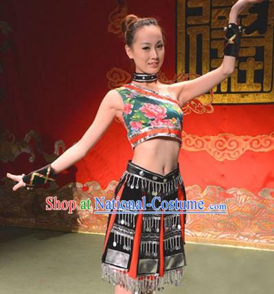 Traditional Chinese Ethnic Dance Costumes for Women