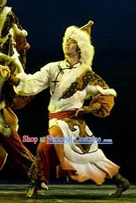 Traditional Chinese Mongolian Clothes for Men