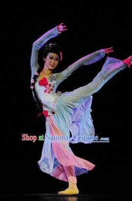 Stage Performance Classic Dance Costumes and Headwear for Women