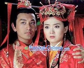 Ancient Chinese Wedding Headpieces for Brides and Bridegrooms