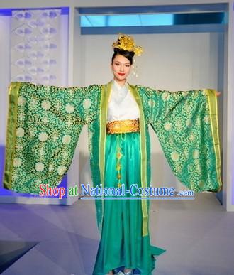 China Traditional Formal Dressing Costume and Headdress for Women