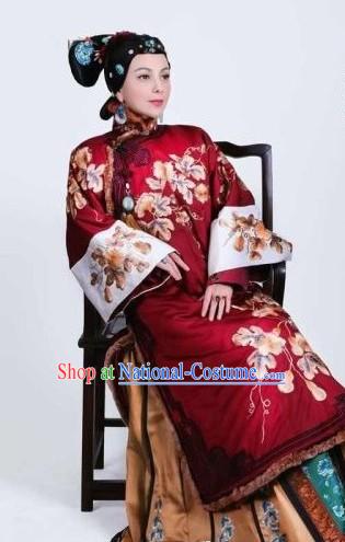 Qing Dynasty Princess Autumn Wear Manchu Clothing and Headwear