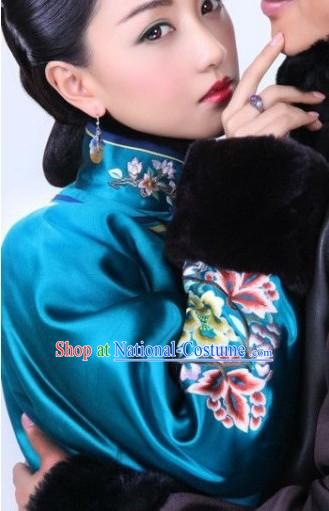 Qing Dynasty Imperial Palace Empress Outfit for Women