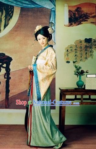 Chinese Traditional HanFu Costume and Hair Accessories for Women