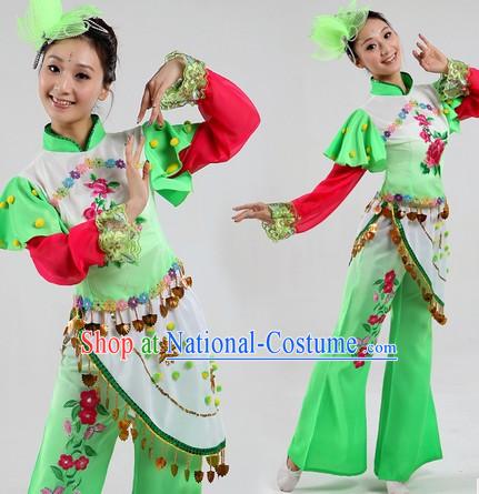 Traditional Chinese Group Dance Costumes and Headpiece for Women