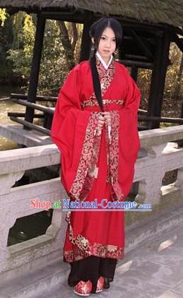 Traditional Red Wedding Dress Outfits for Brides