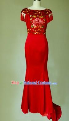 Traditional Chinese Classical Cloud Shoulder Wedding Evening Dress for Brides