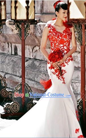 2013 New Design Romantic White Long Tail Wedding Dress