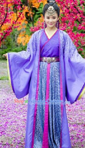 Traditional Chinese Xiao Ao Jiang Hu Ren Yingying Costumes and Hair Accessories