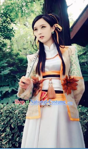 Ancient Chinese Heroine Swordswoman Costumes and Headpieces