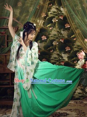 Traditional Chinese Green Dance Costumes