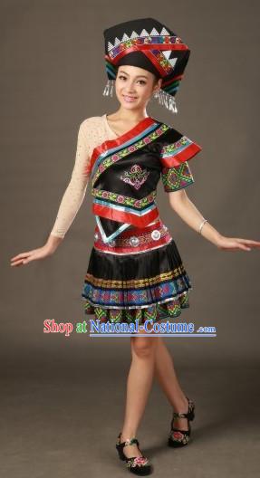 Traditional Chinese Zhuang Clothes and Hat for Women