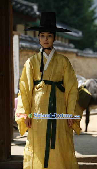 Traditional Korean Clothing and Black Complete Set for Men