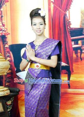 Burma Traditional Outfit for Women