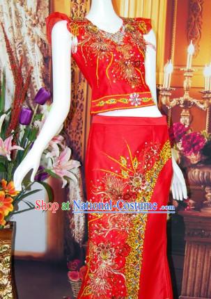 Southeast Asia Traditional Thailand Outfit for Women