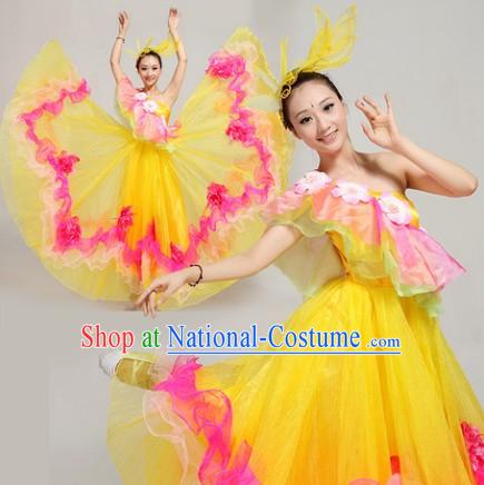 Chinese Festival Parade Dance Costumes and Headwear Complete Set for Women