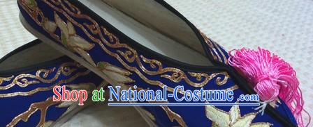 Chinese Opera Lotus Embroidery Shoes