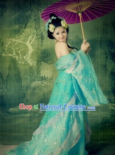 Ancient Chinese Tang Dynasty Beauty Blue Clothes and Accessories for Women