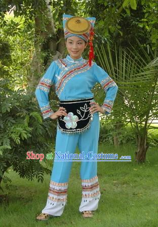 Traditional Chinese Maonan Tribe Outfit and Hat