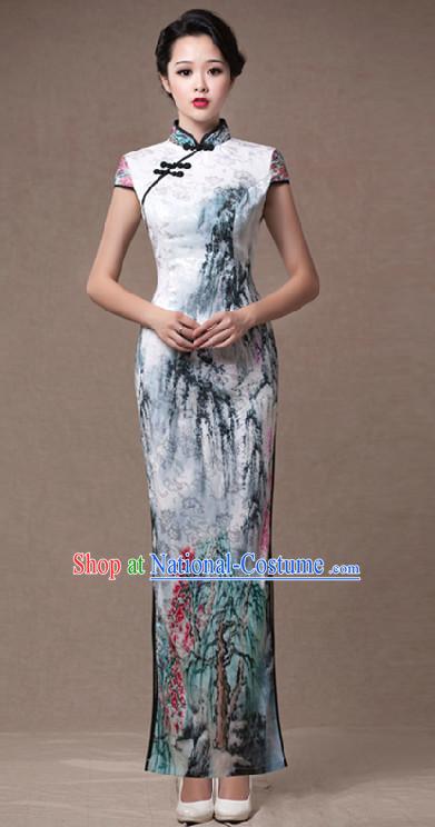 Traditional Chinese Wash Drawing Cheongsam for Professional Koto Performance