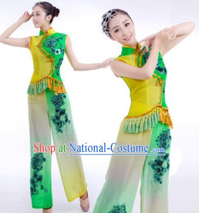 Traditional Chinese Stage Performance Yangge Dancing Dresses and Hair Accessories