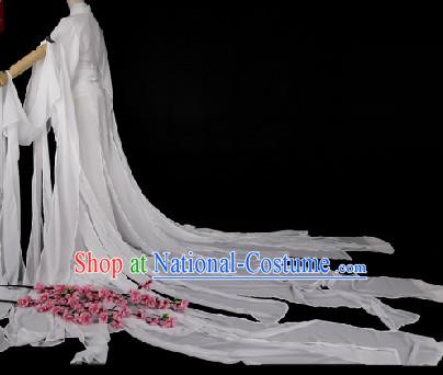 Traditional Chinese Pure White Hanfu Clothes with Long Tail