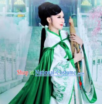 Ancient Green Swordsman Costumes for Women