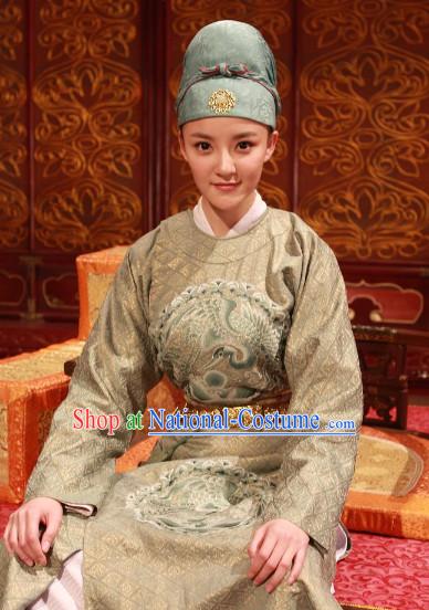 Tang Dynasty Celebrity Costumes and Hat