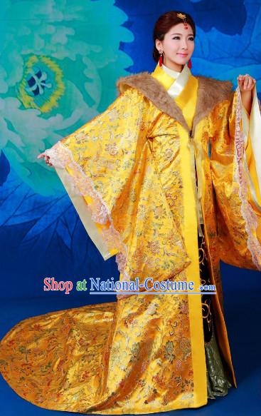 Chinese Imperial Empress Dressing