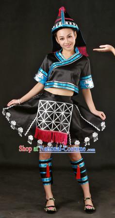 China Miao Ethnic Group Clothes and Hat for Women