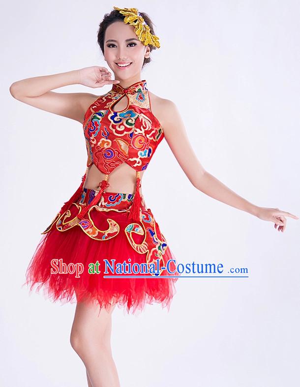 Chinese Dance Costumes and Hair Decorations