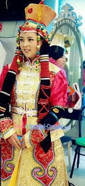 mongolian clothing