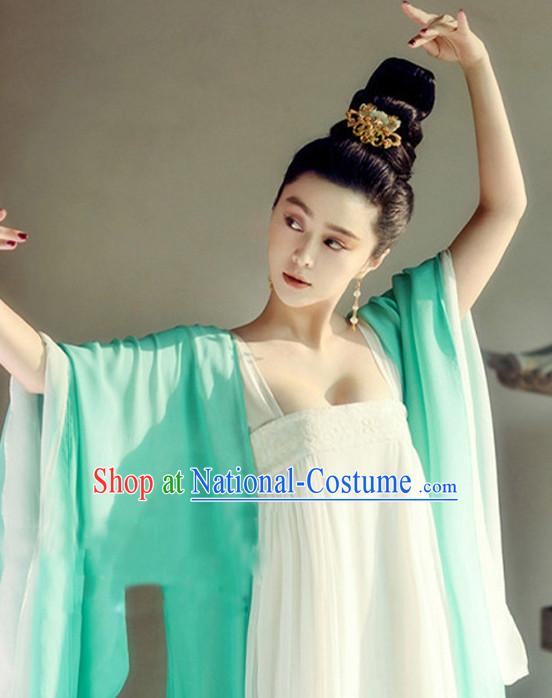 Tang Dynasty Lady Clothing