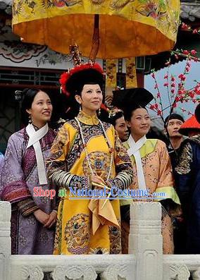 Chinese Empress Clothing and Hat with Phoenix Emboridery