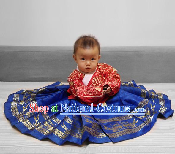 Ming Dynasty Dresses for the Little Girl