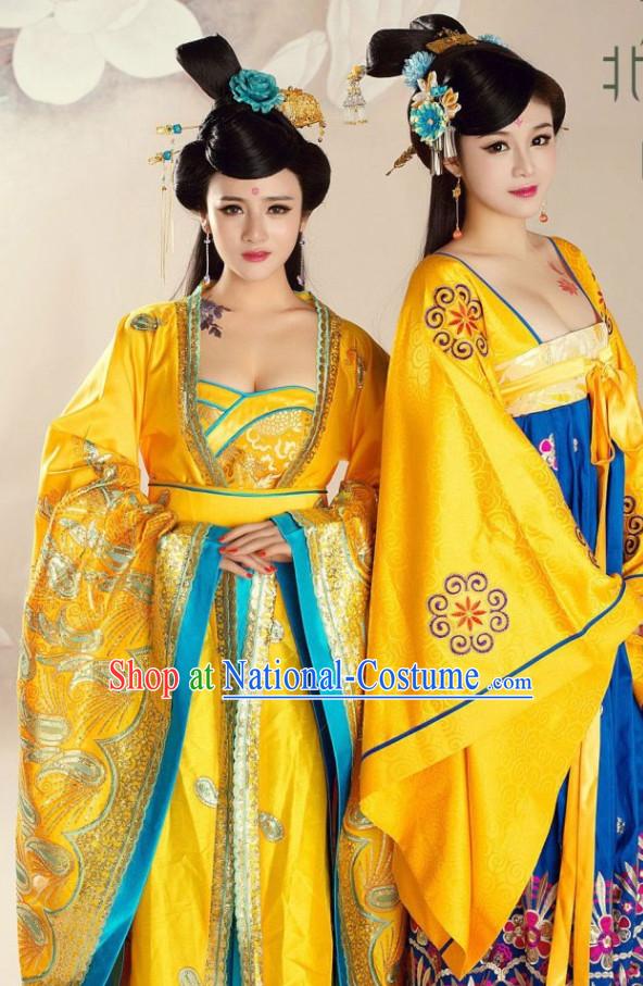 Tang Dynasty Empress Costumes and Hair Accessories