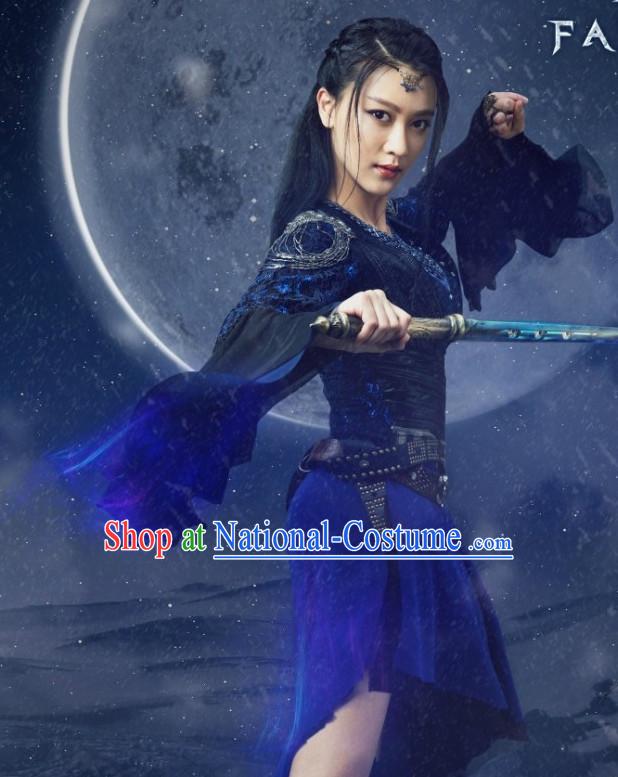 Chinese Style Swordswoman Knight Cosplay Costumes