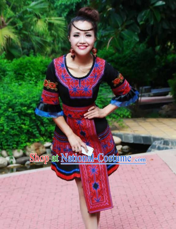 Traditional Chinese Miao Tribe Clothing Suits Garment Outfits and Hat Complete Set for Women or Girls