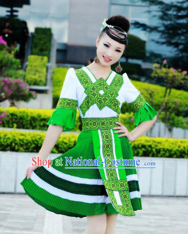 Traditional Chinese Miao Tribe Clothing Suits Garment Outfits and Hat Complete Set for Women or Girls