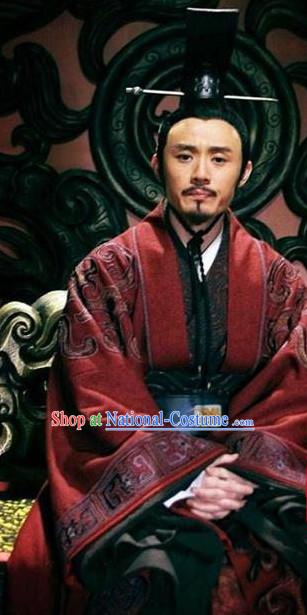 China Ancient Nobleman Costumes and Hat